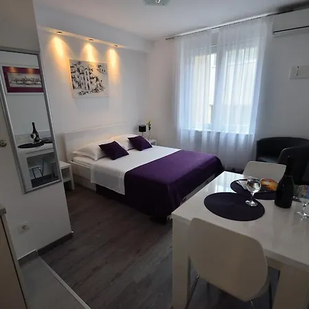 Διαμέρισμα Downtown Main Street