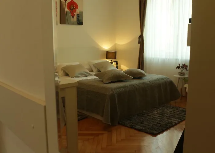 Downtown Main Street Apartment